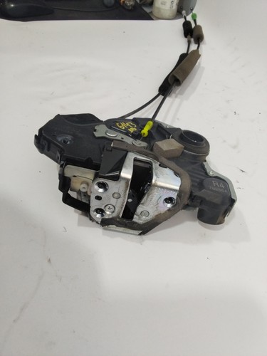 Front lock door lexus is200 - front,